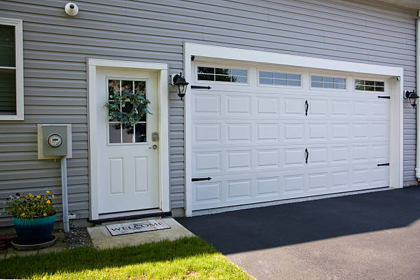24/7 Emergency Garage Door Panel Replacement experts in Terra Alta, WV